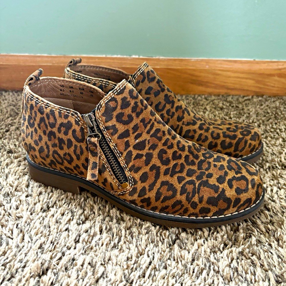 Hush Puppies Mazin Cayto Suede Leopard Print Ankle Bootie Round Toe Women's 8.5